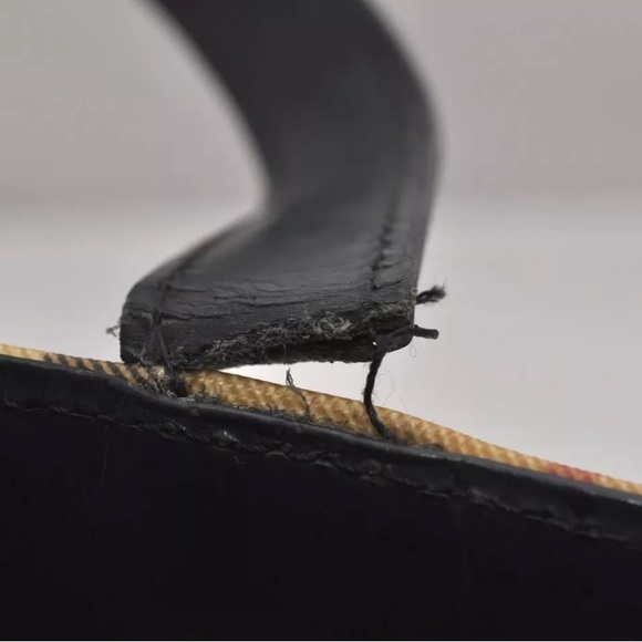 Authentic BURBERRY Vintage Nova Check Leather Hand Bag Beige (need to be fixed) - Picture 13 of 16